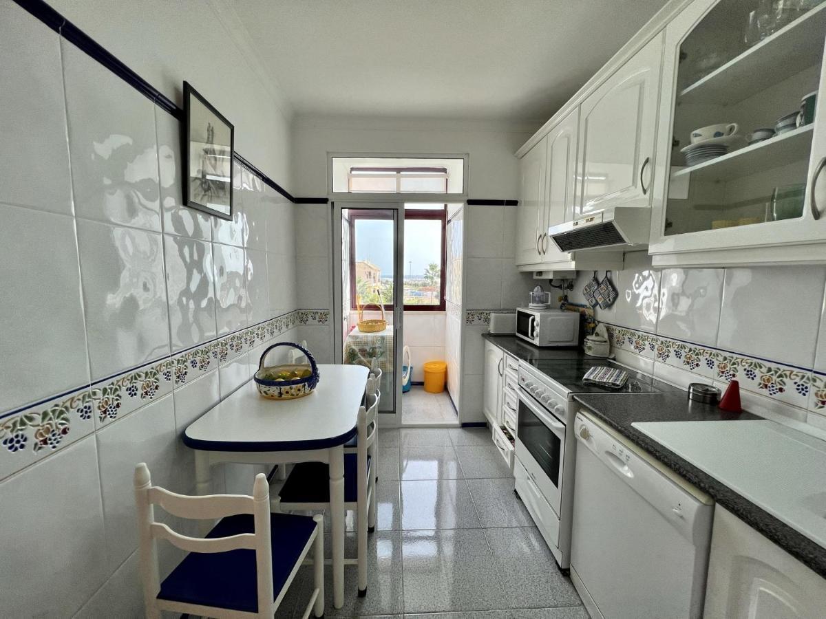 Quarteira Elegant With Pool By Homing Apartment Exterior foto